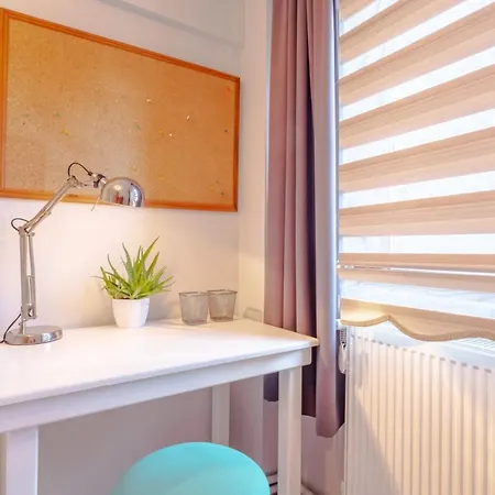 Colorful And Flat With Balcony In Kadikoy * Istanbul